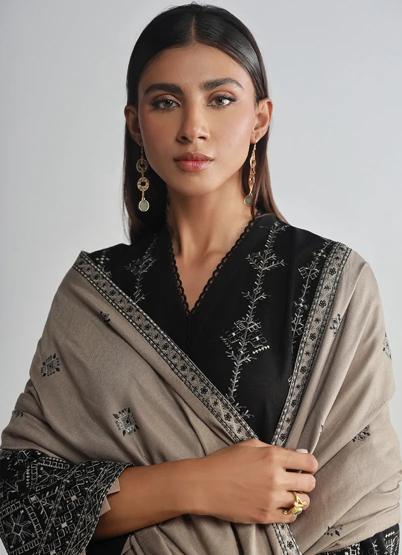 3 PC Khaddar Embroidered Suit