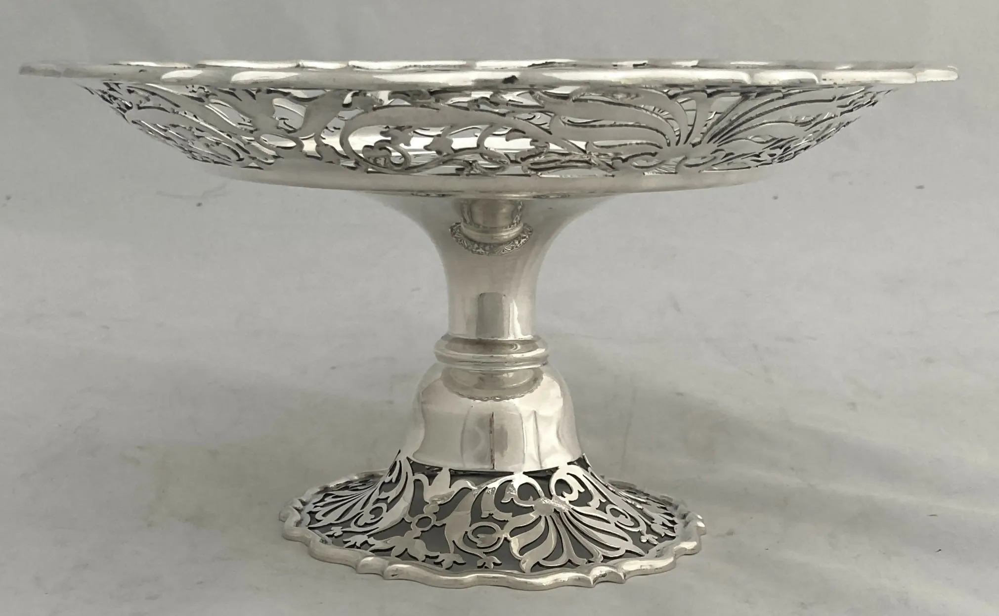 79th Carnatic Infantry British Indian Army Silver Tazza. London 1904 Goldsmiths & Silversmiths Co. Ltd. 12.5 troy ounces.