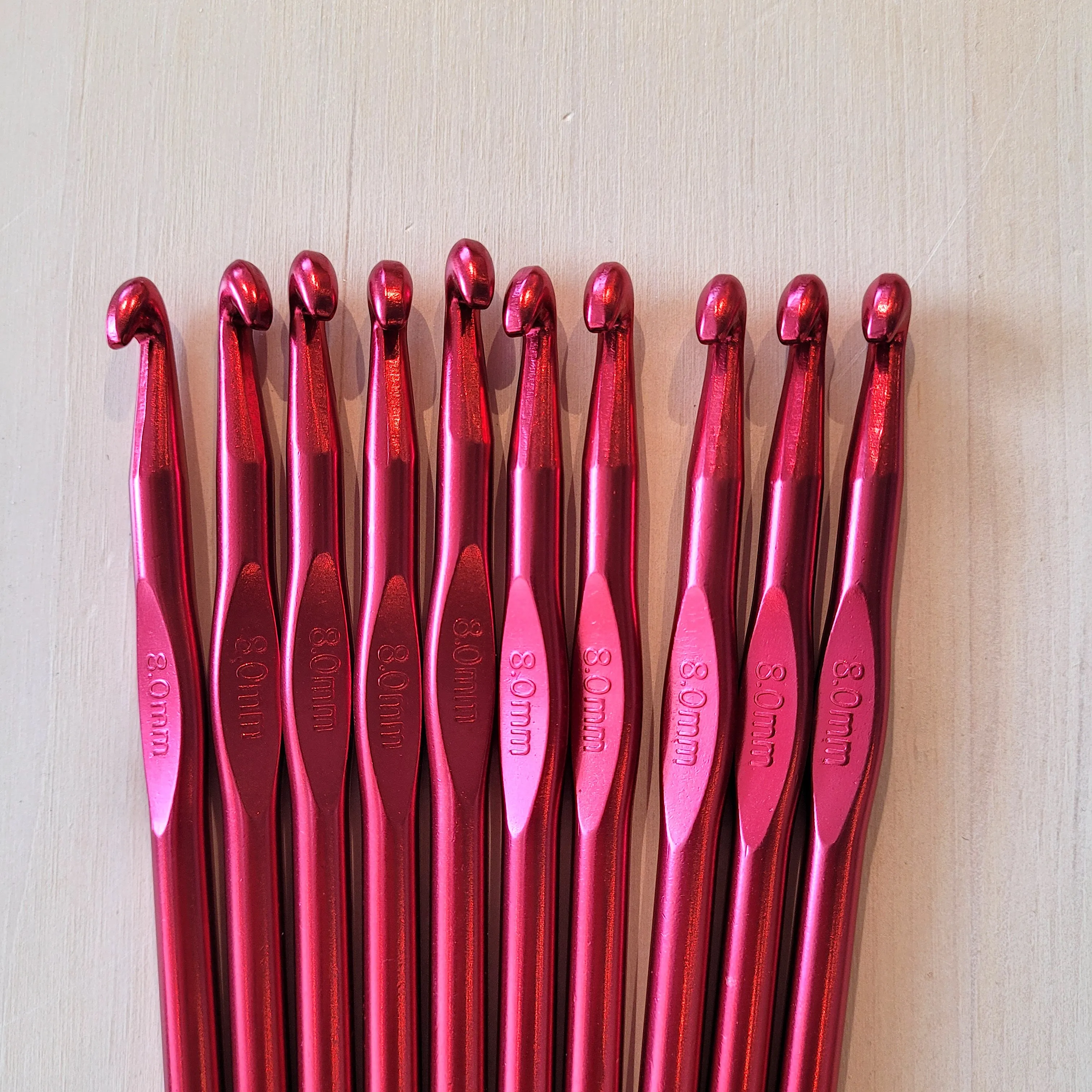 Aluminum hooks - 2 mm to 8 mm