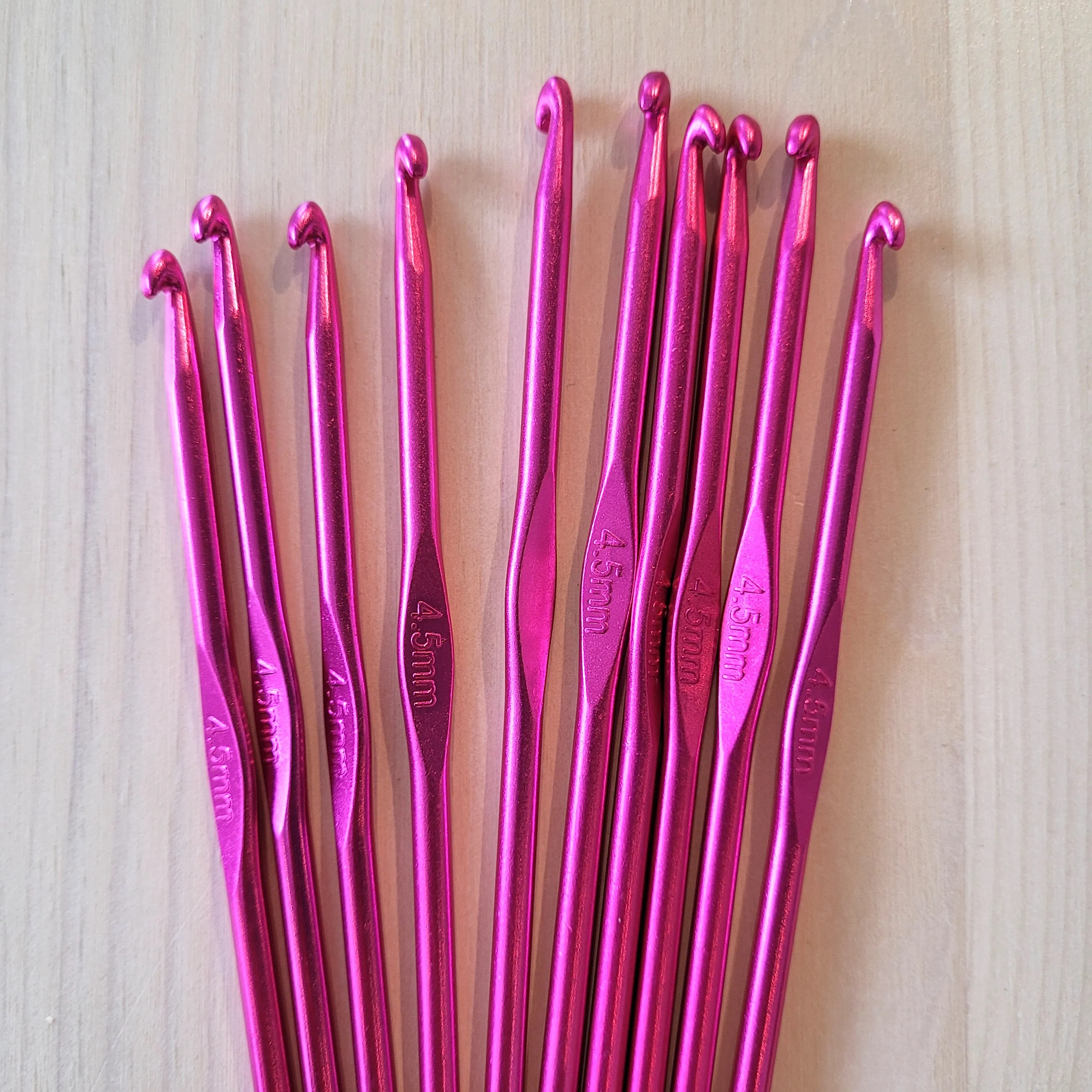 Aluminum hooks - 2 mm to 8 mm