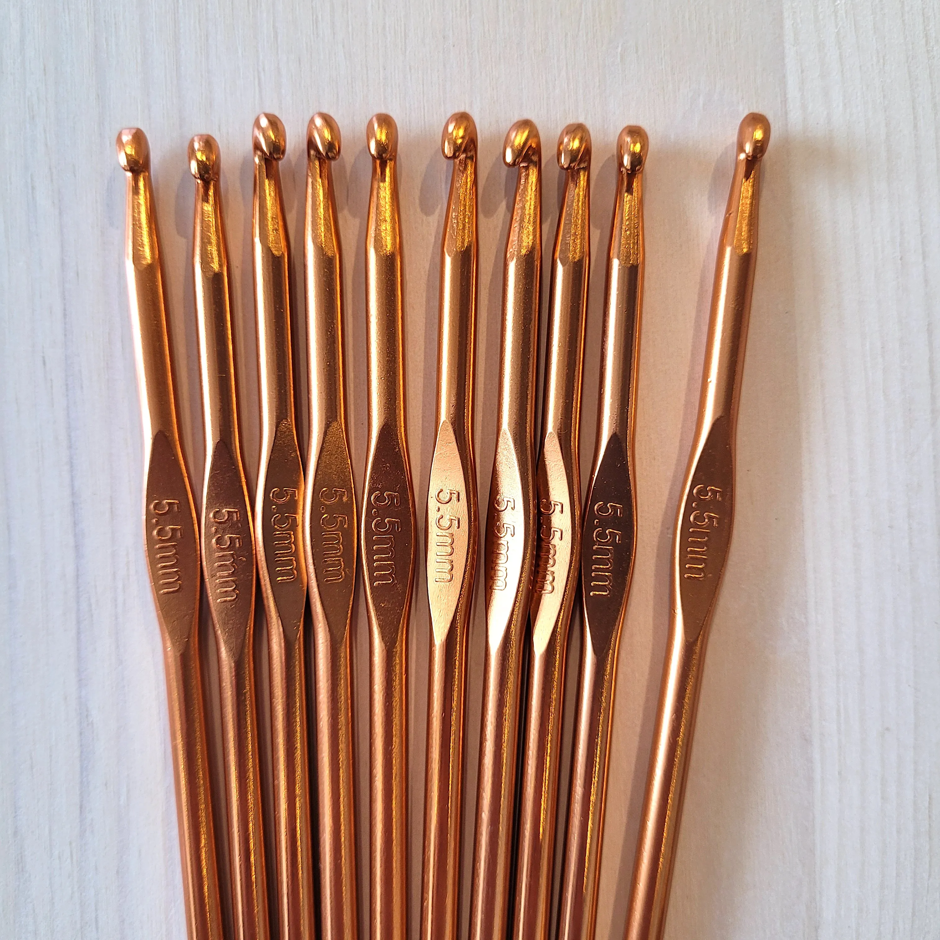 Aluminum hooks - 2 mm to 8 mm