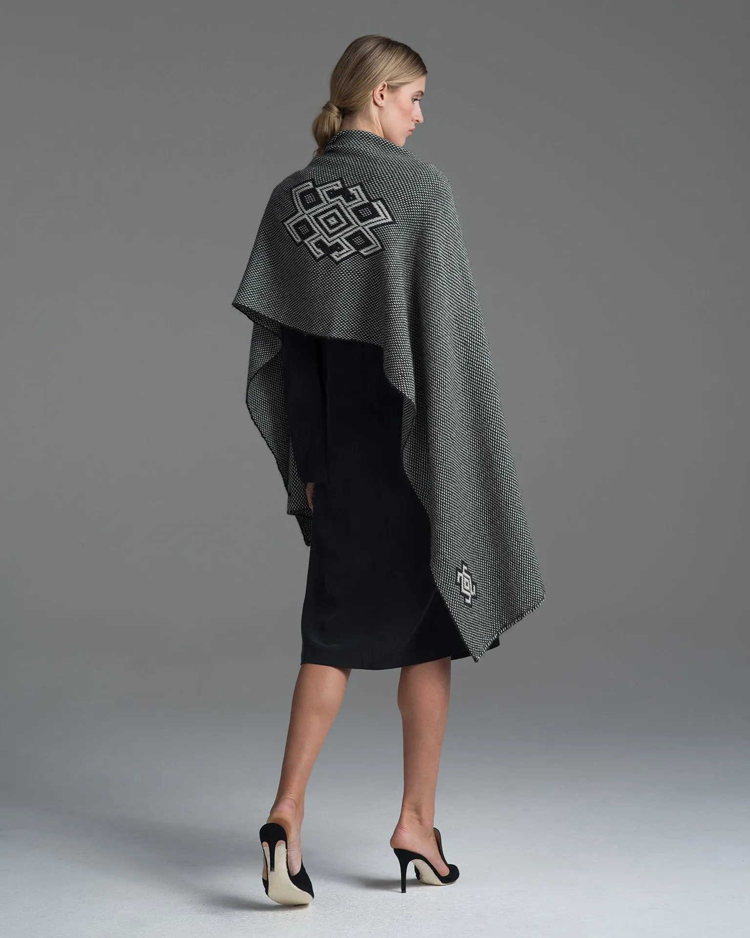 Araña Shawl