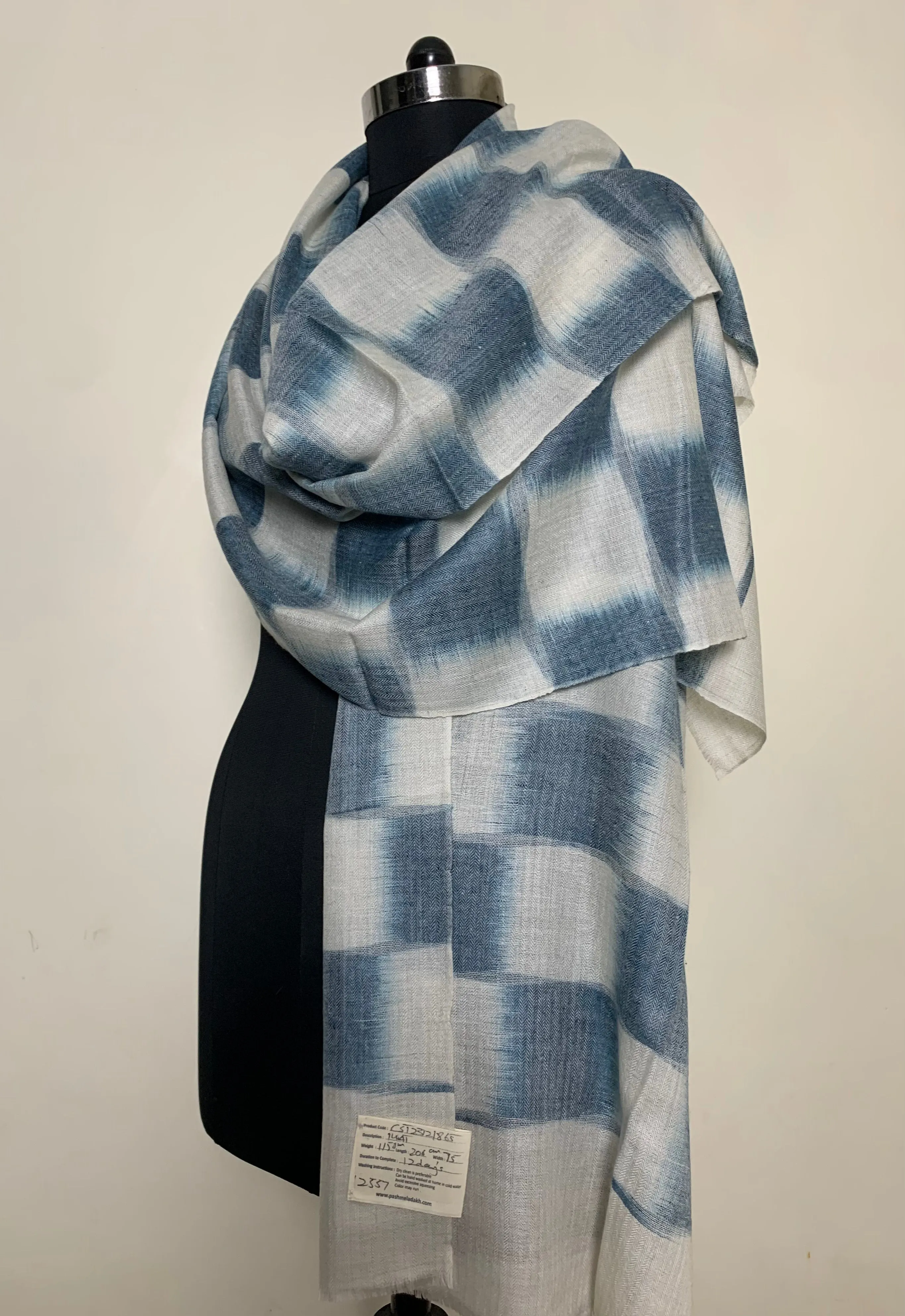 Cashmere Web Ikat Dyed Stole