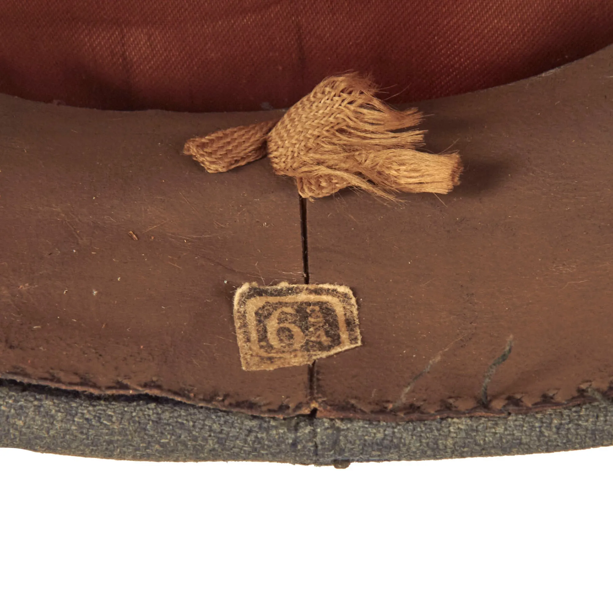 Original British WWII Royal Canadian Air Force RCAF Named Pilot Officer Visor Cap - Size 6 ¾