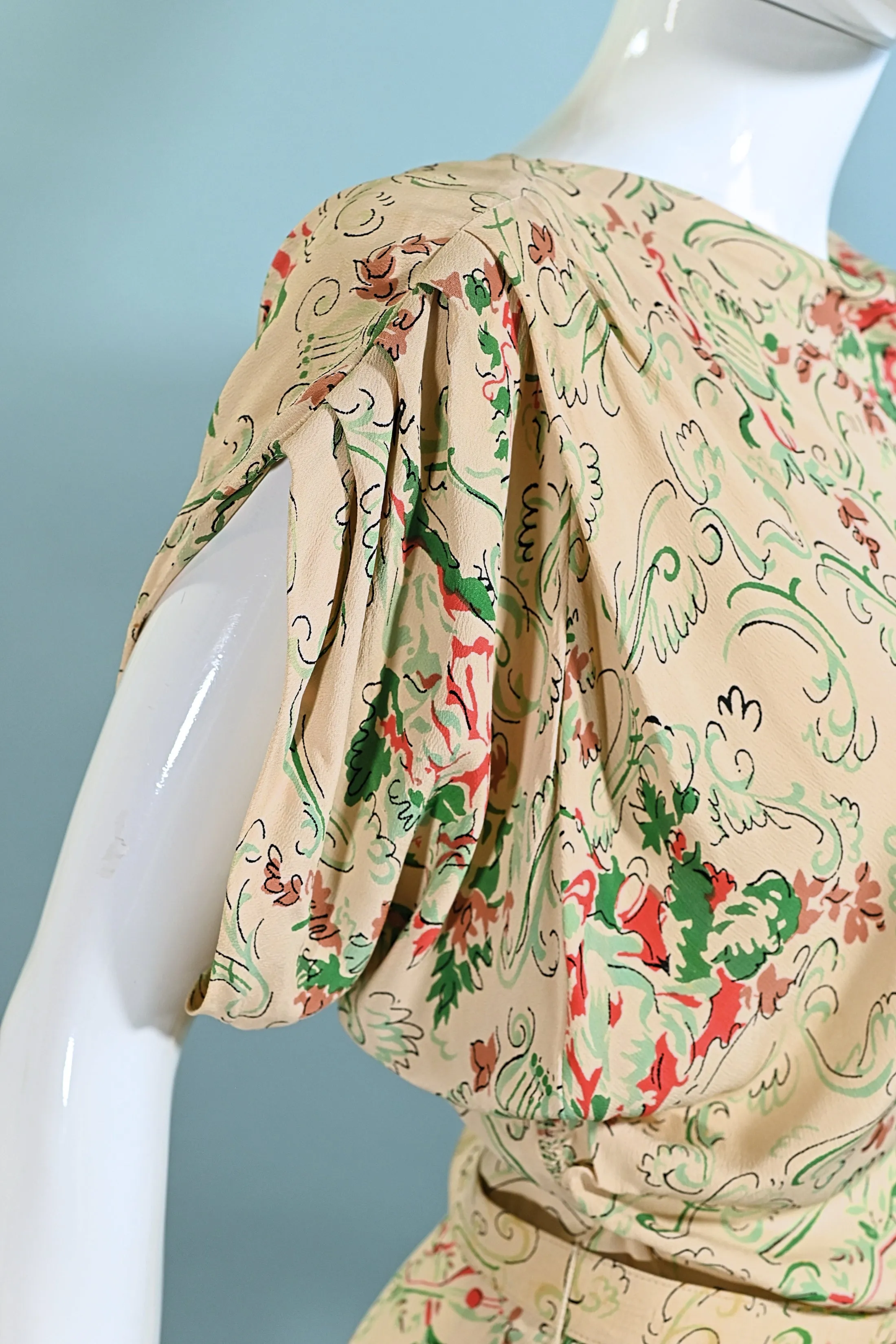 SOLD Vintage 40s Rayon Dress w/Peplum Swag   Belt M