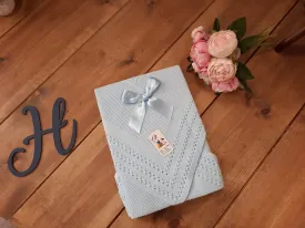 Spanish Luxury Blanket with Large Bow