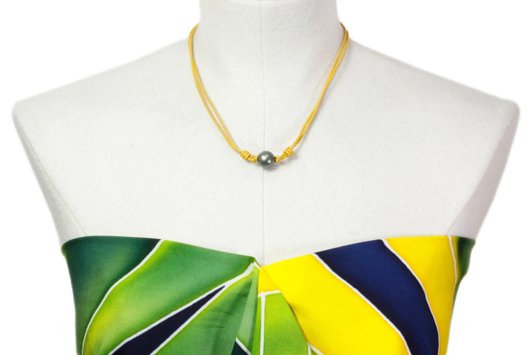Tahitian pearl necklace - Aloha!