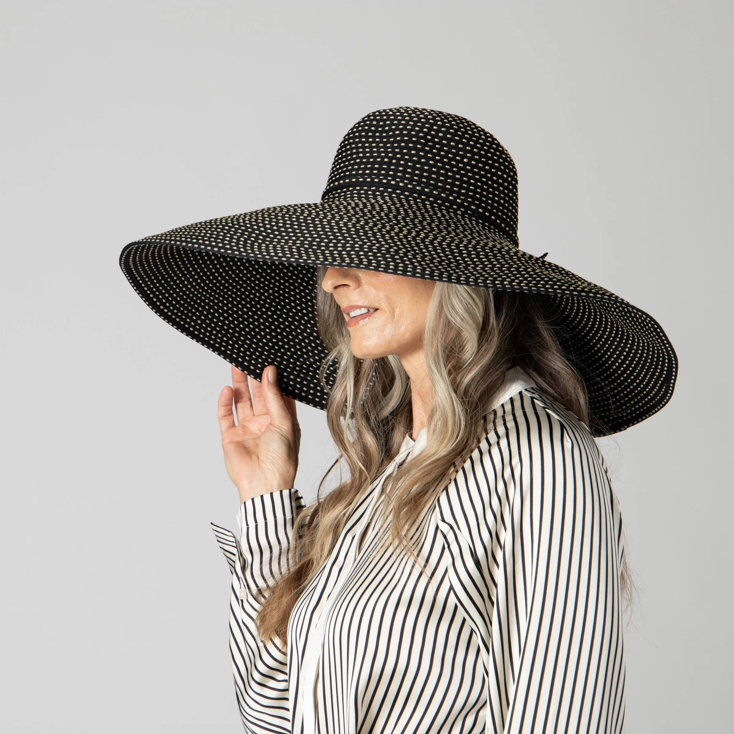 Women's Wide Brim Ribbon Floppy Hat with Ticking Fabric